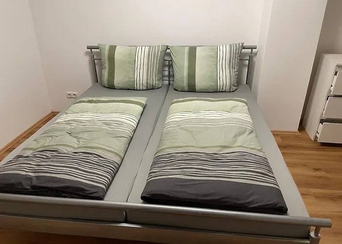 Z4 H2 Uebernacht In Gæstehus *